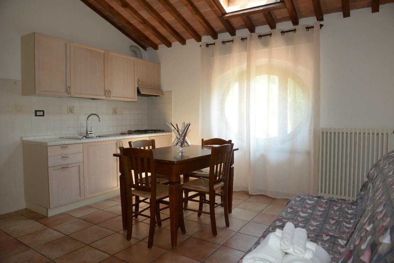 Residence Il Granaio Riparbella Eksteriør billede